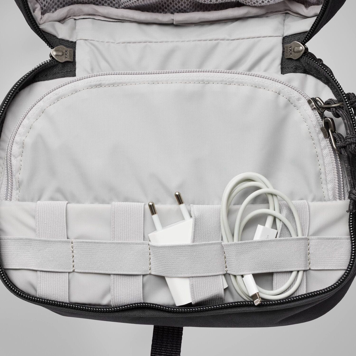 Färden Necessity Bag - Image 6