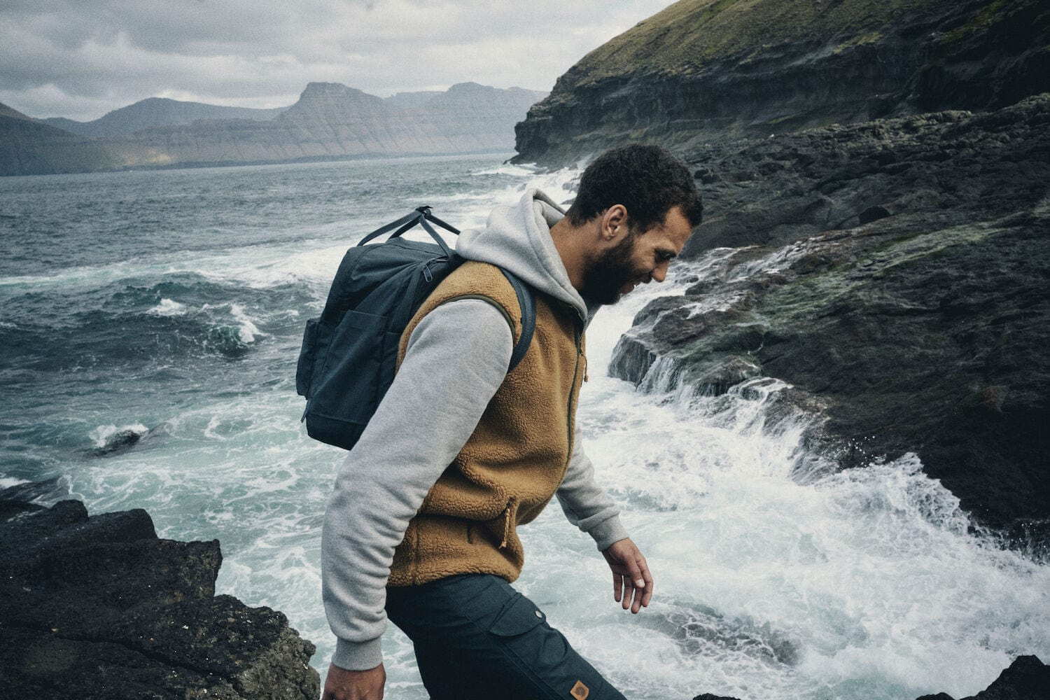 Fjällräven Logo Hoodie M - Image 25