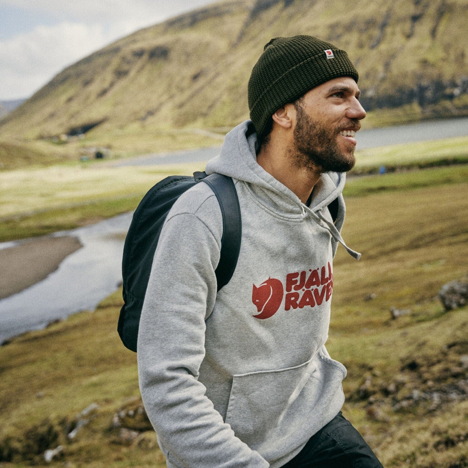 Fjällräven Logo Hoodie M - Image 8