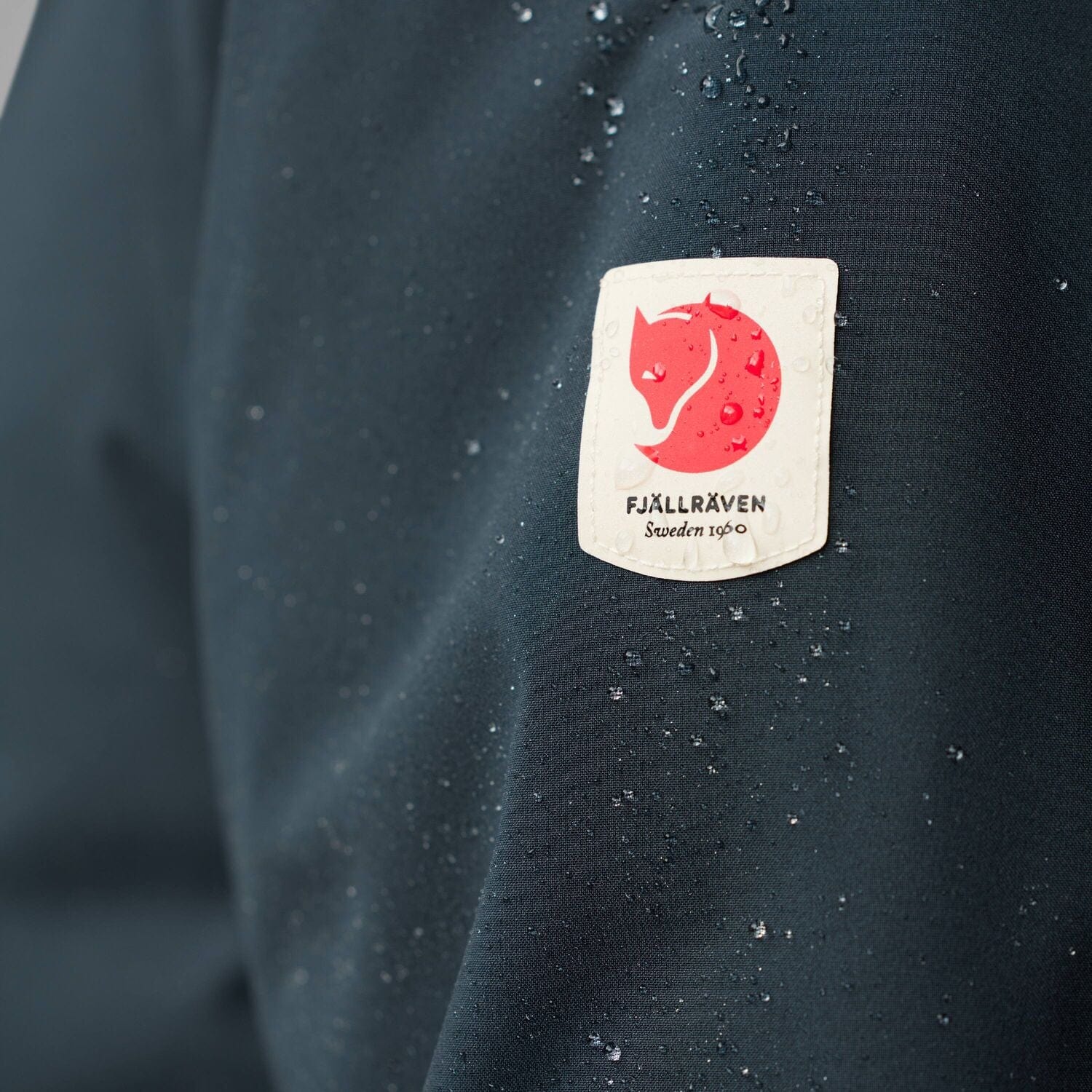 High Coast Hydratic Padded Trail Jacket M - Image 13