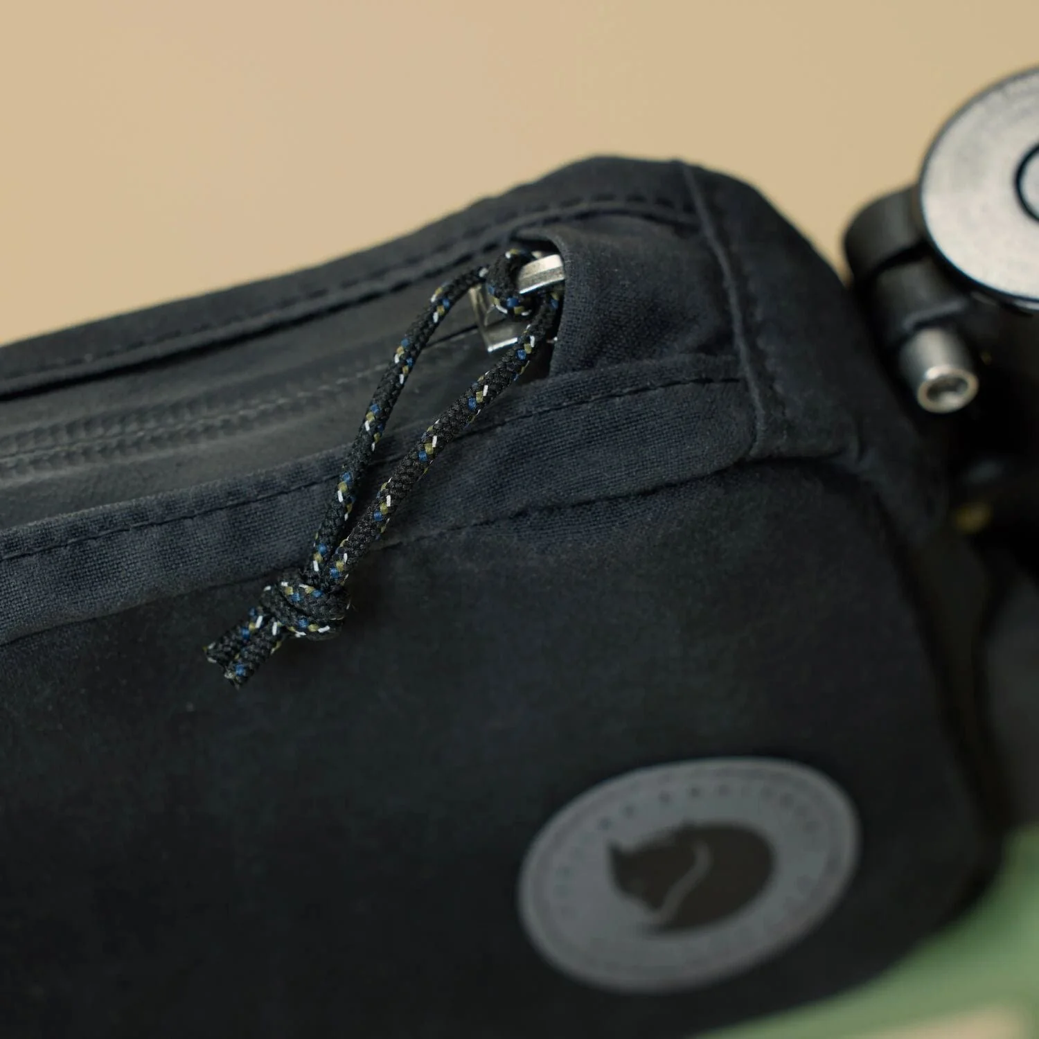 Hoja Top Tube Bag - Image 5