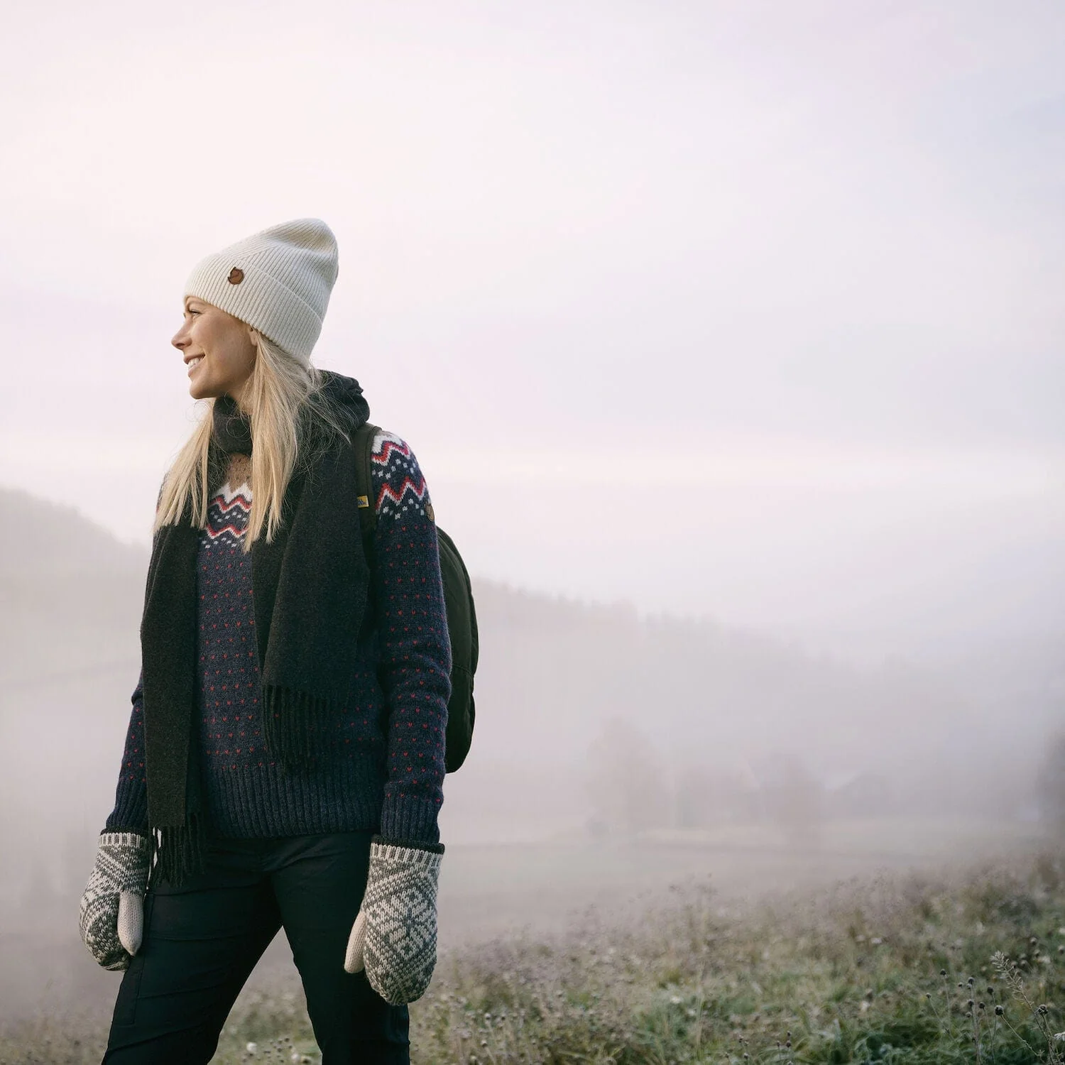 Övik Knit Sweater W - Image 10